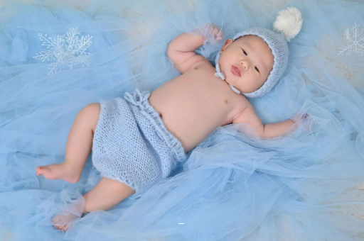 枝江摸孕妇肚子沾喜气